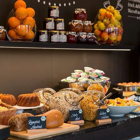 文柏林贝勒福汽车旅馆 柏林