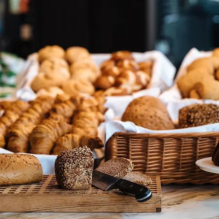 Otel One Berlin-bellevue Berlin